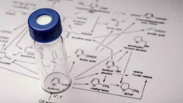 2ml hplc vials for analysis on stock