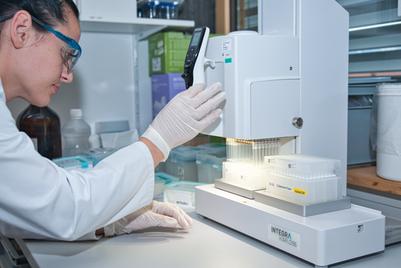 Fast Sample Transfer