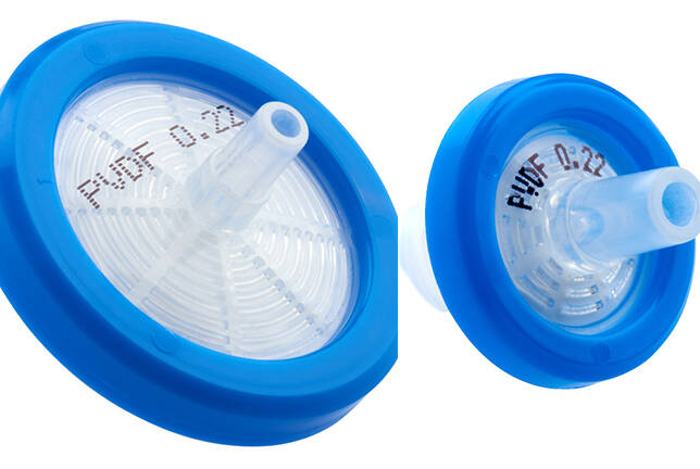 Non Sterile 0.22um Sterile Hydrophobic PVDF Syringe Filter